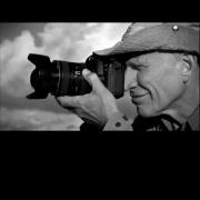 Proyeccin documental sobre Sebastio Salgado en el Museo de Almera